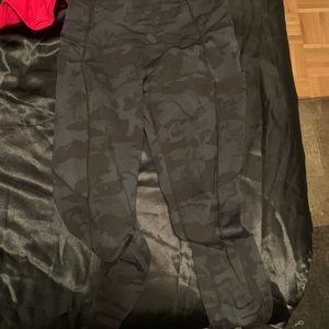 Lulu lemon align leggings w pockets camo worn 4x